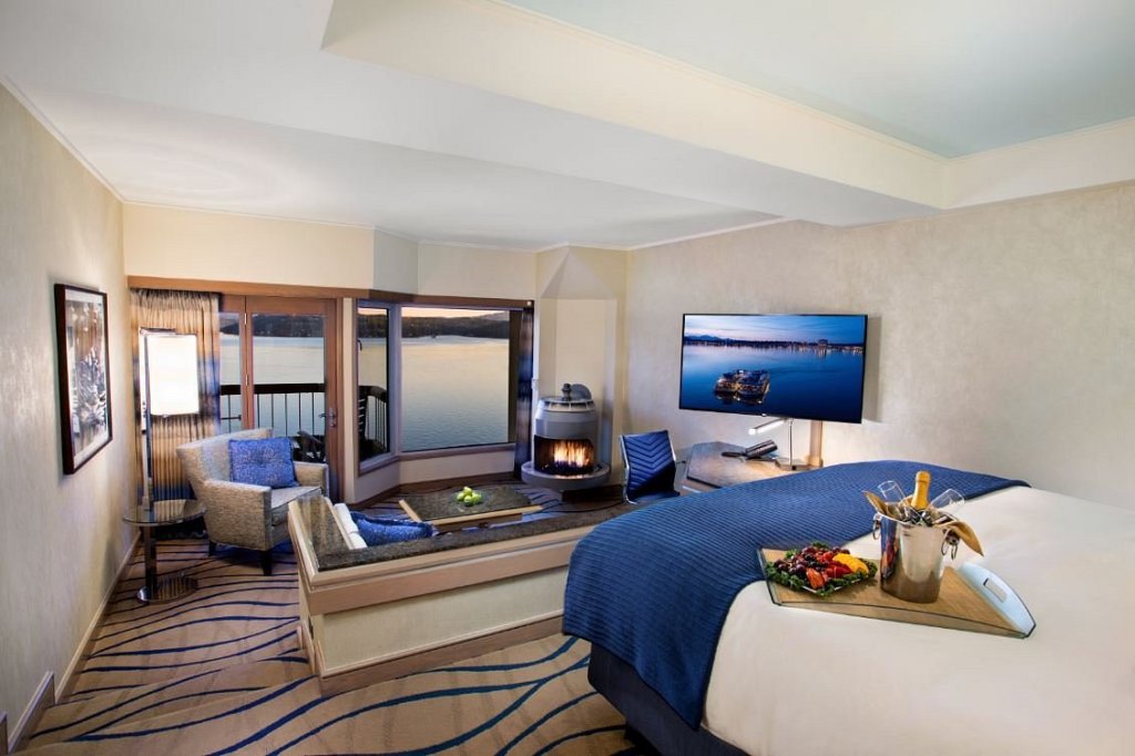 The Coeur d'Alene Resort Golf Course
Coeur d'Alene, Idaho - Lake tower room view