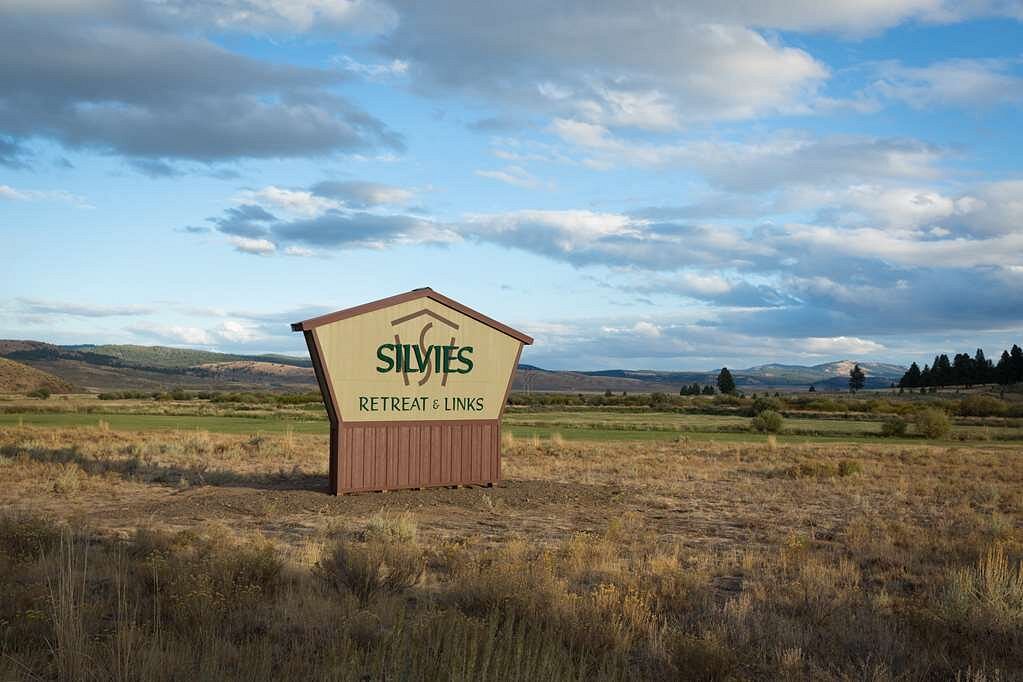 The Retreat Links and Spa at Silvie's Valley Ranch - Seneca, Oregon - sign entrance