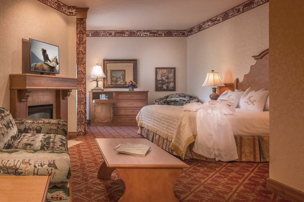 Room at Zermatt Utah Resort & Spa 